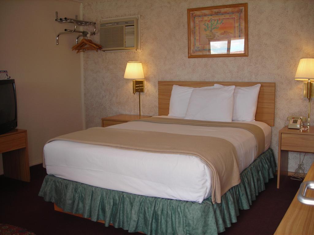 Cozy Inn Кортес Екстер'єр фото