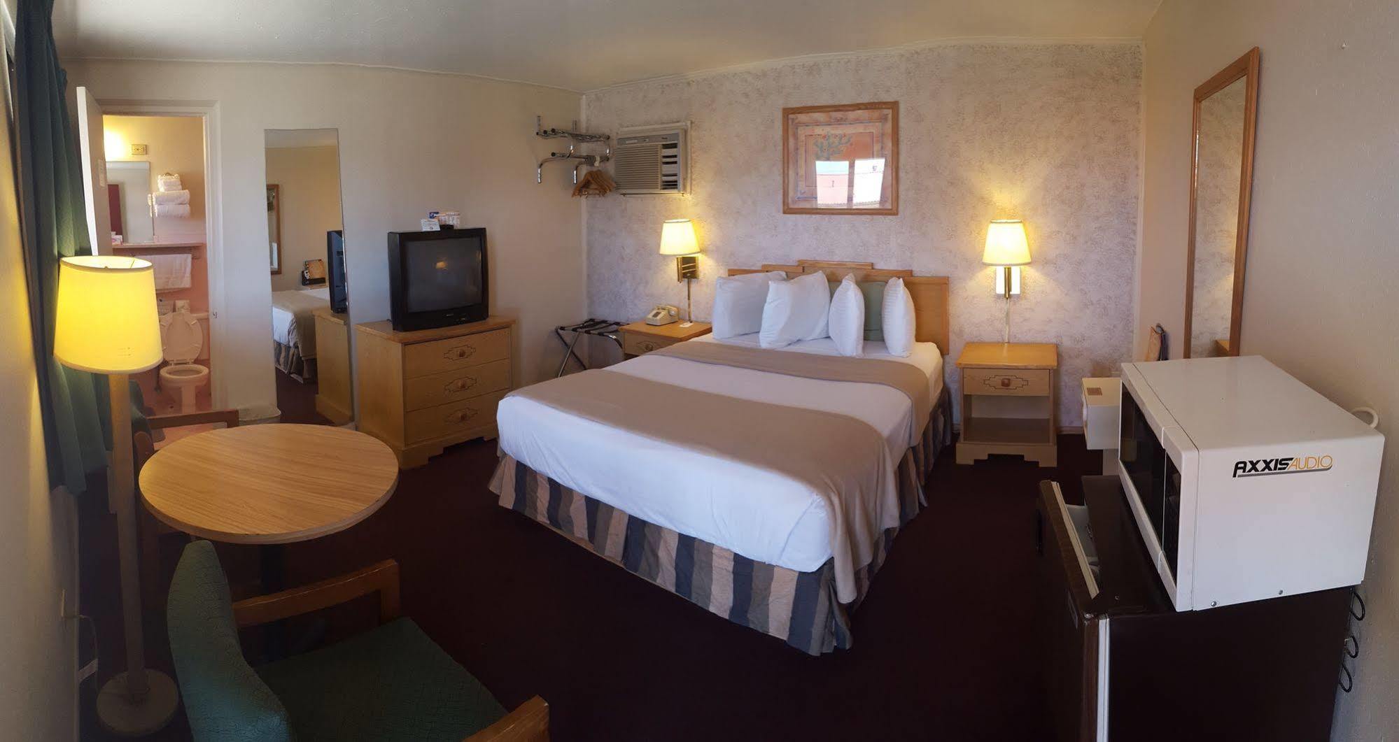 Cozy Inn Кортес Екстер'єр фото